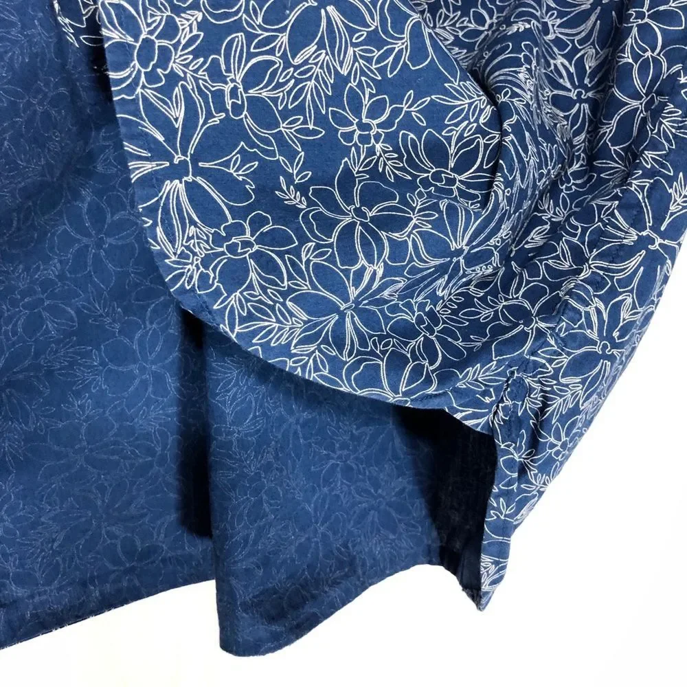 Banana Republic Shirt Mens Large Blue White Camden Fit Floral Short Sleeves